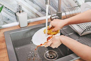 Hậu quả không ngờ khi sử dụng nước rửa chén chứa hóa chất độc hại